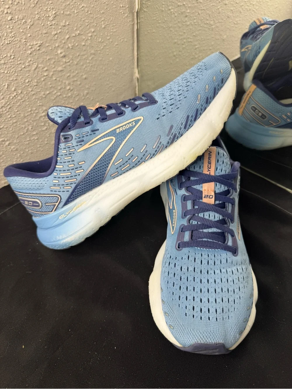 Brooks Light Blue Athletic Sneakers with Navy Accents